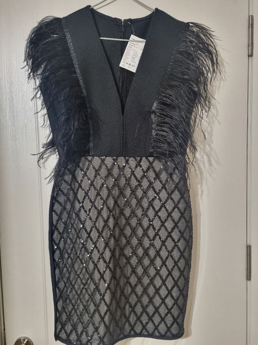 Официална черна рокля Avin