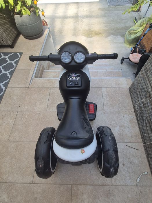 Motocicleta de politie electrica Folosita 4 luni