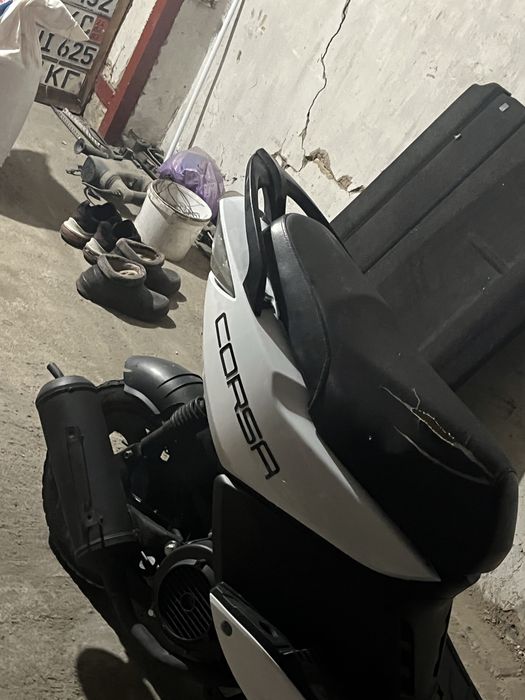 Продам скутер вента корса 125