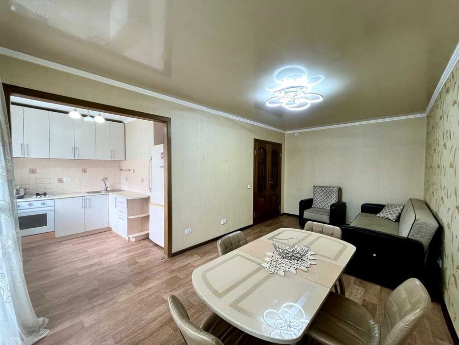 трёхкомнатная квартира , проспект Бухар Жырау 61