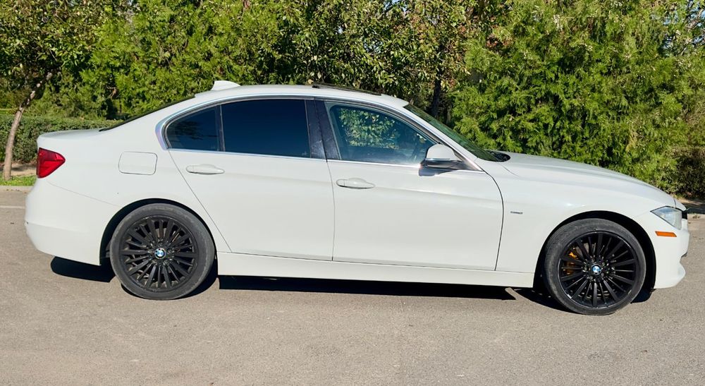 BMW F30 328i Luxury line