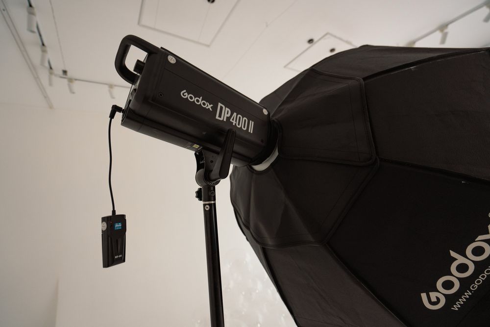 Продам godox dp400ii