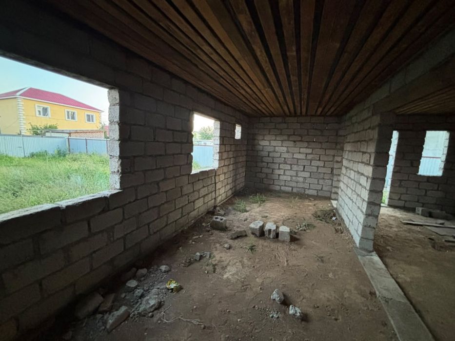 Продам недостойный частный дом