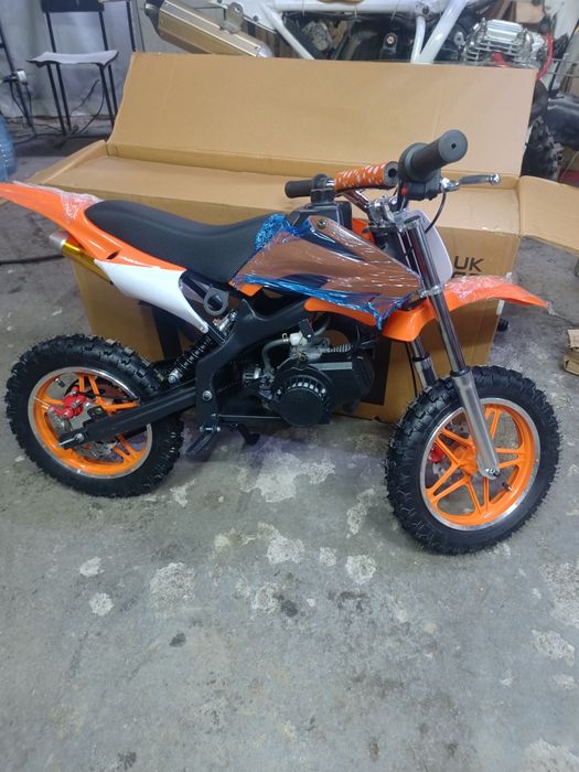 Срочно! Детский мини мотоцикл бензиновы