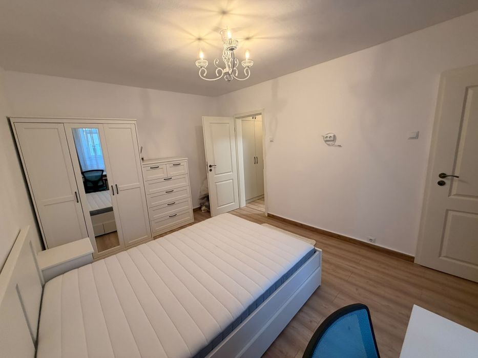 VAND Apartament 1 cameră de închiriat – Zorilor, Cluj-Napoca, etaj 3

Se oferă spre închiriere apartament cu 1 cameră,