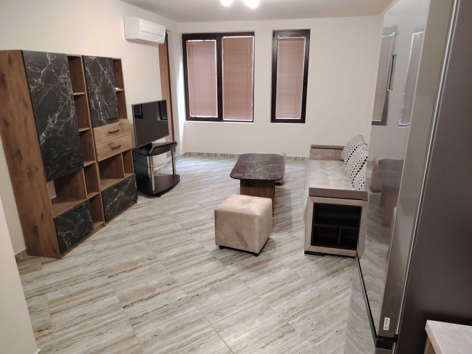 Дава се под наем Двустаен апартамент в София, Манастирски ливади - 68 кв.м за 800 € - Снимка #2