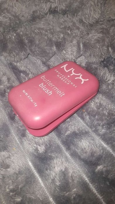 Blush nyx foarte pigmentat