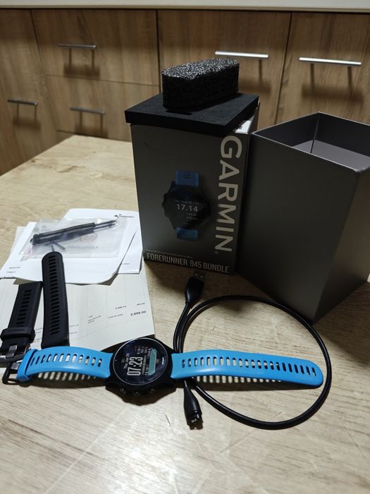 Garmin Forerunner 945 Bundle