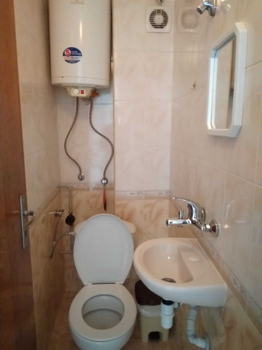 Дава се под наем Четиристаен апартамент в Варна, Левски - 140 кв.м за 510 € - Снимка #21