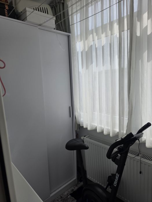 Apartament 3 camere Malu   Rosu semimobilat  urgent