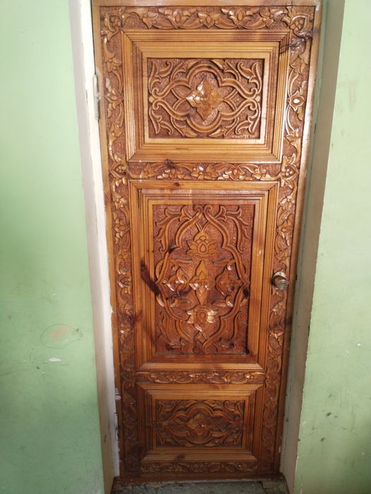 Двери деревянные Уймакорлик