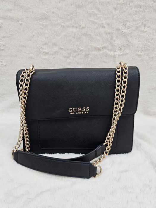 Geanta Guess impecabila, ca noua