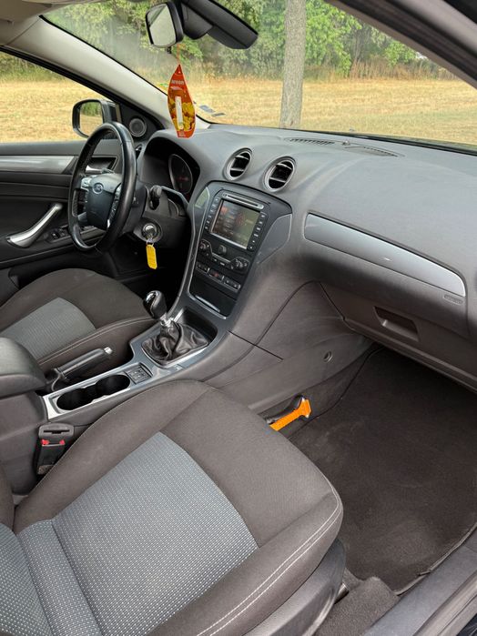 Ford Mondeo 1.6 EcoBoost 2011