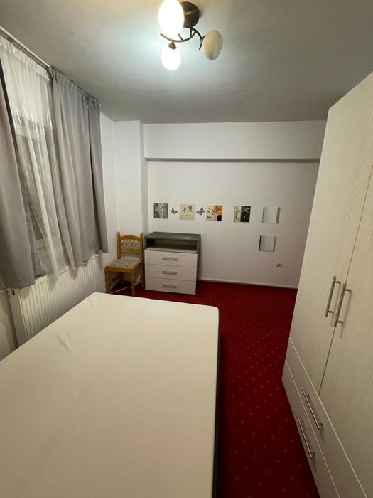 Inchiriez apartament cu 2 camere Brasov