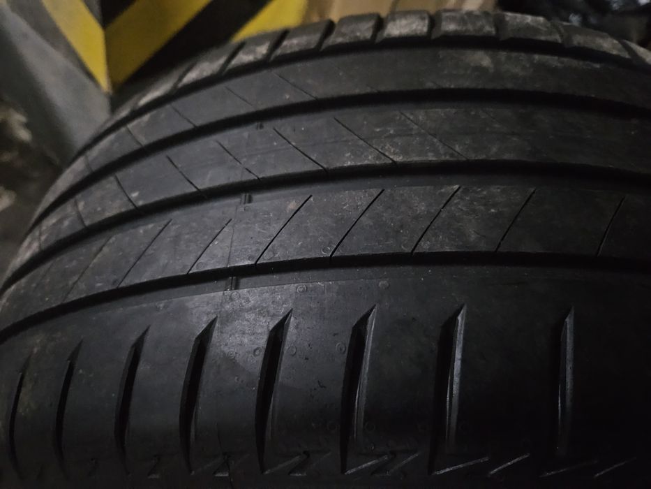 Bridgestone Turanza T005