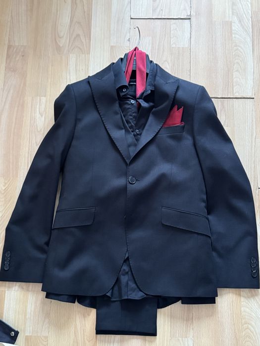 Абитюрентски костюм Teodor