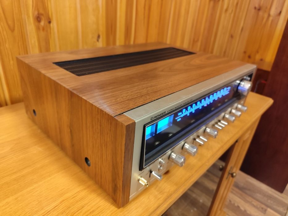 Pioneer SX-737 реставриран