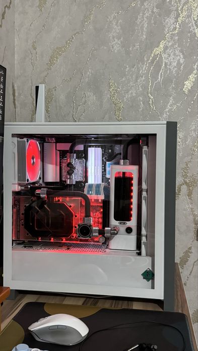 Супер воденой компютер