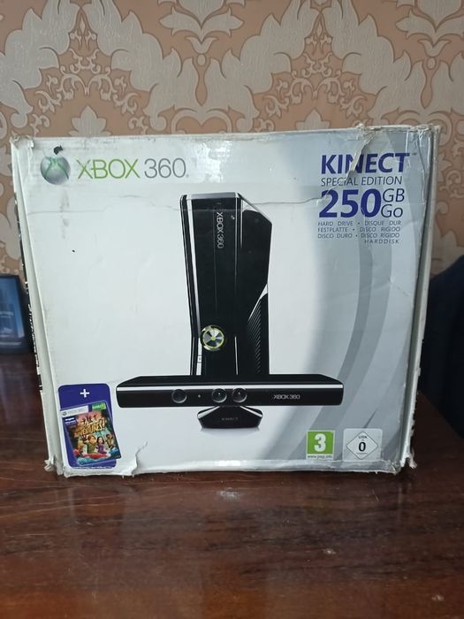 Приставка игровая