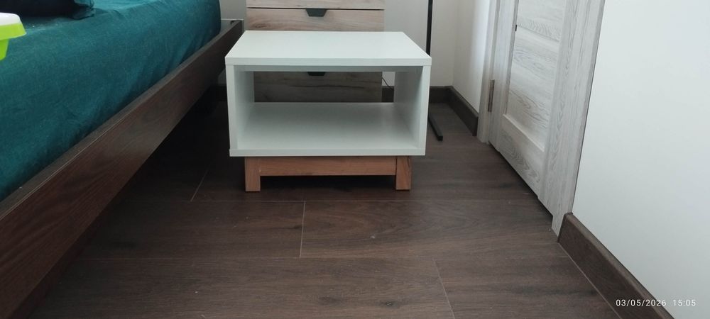 Noptiere 80 lei/ buc