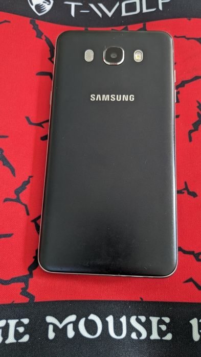 Samsung Galaxy J7 (2016)