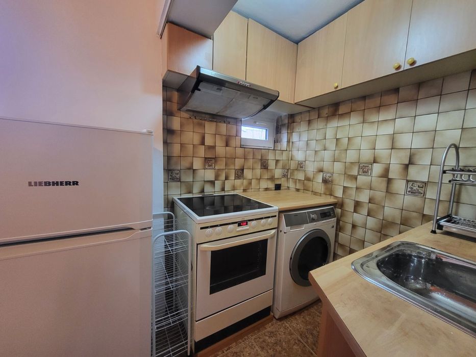 Дава се под наем Двустаен апартамент в София, Толстой - 50 кв.м за 433.5 € - Снимка #3