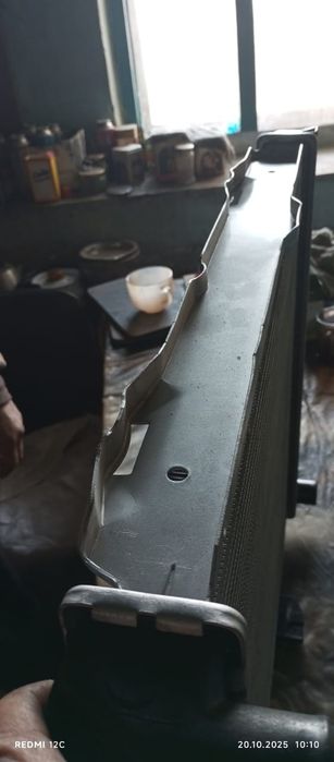 Продам радиатор мерседес 124