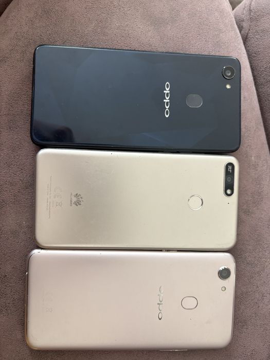 Старые телефоны на запчасти