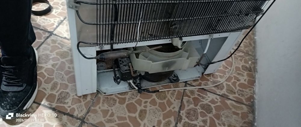 Продам холодильник