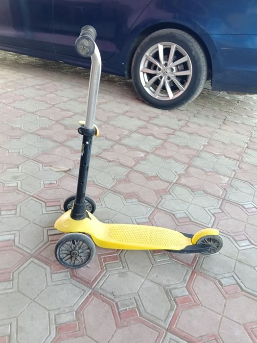 Продам детский самокат.