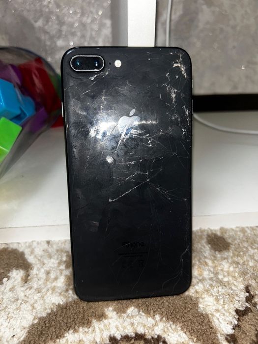 IPhone 8+ ПРОДАМ