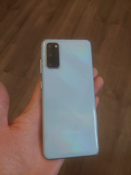 Samsung s20 128/8 GB