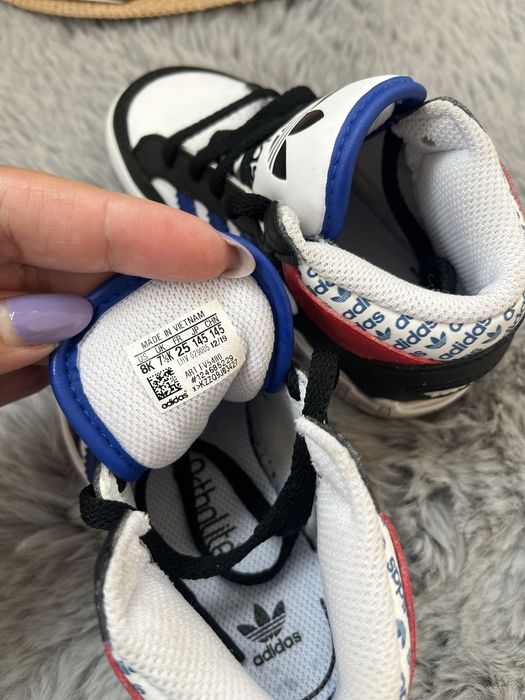 Adidas детски  кецове като нови номер 25