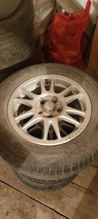 Продам резину с  дисками