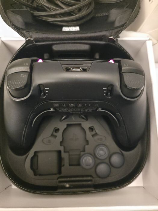 Vând Controller PS5 EDGE