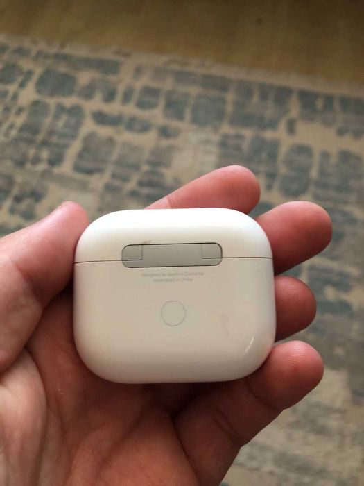 Продам Airpods 3 оригинальные.