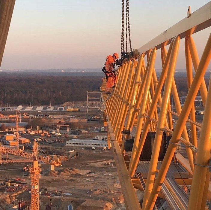 Аренда башенного крана 8тонн, 10тонн, 12тонн.