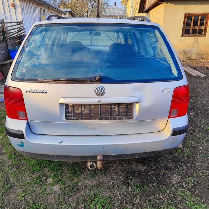 VW Passat B5.5 2000 Radiat pentru dezmembrari