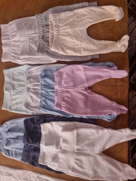 Haine bebe marimea 52-62, biberoane