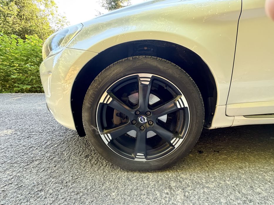 VOLVO XC60 2016 — imagine 3