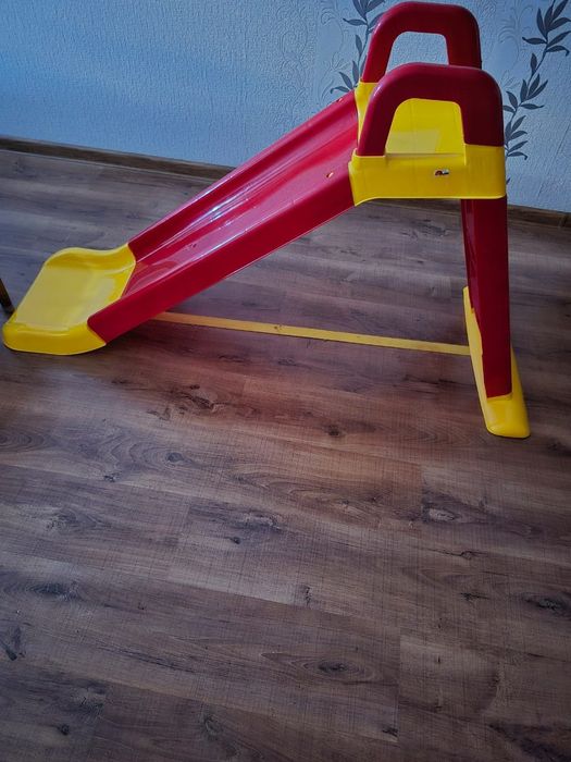 Продам детскую горку