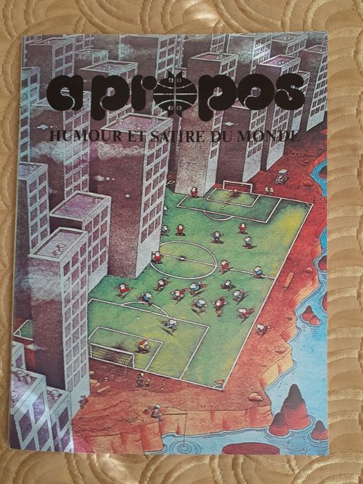 Книга за "Дом на хумора и сатирата " в Габрово на френски език