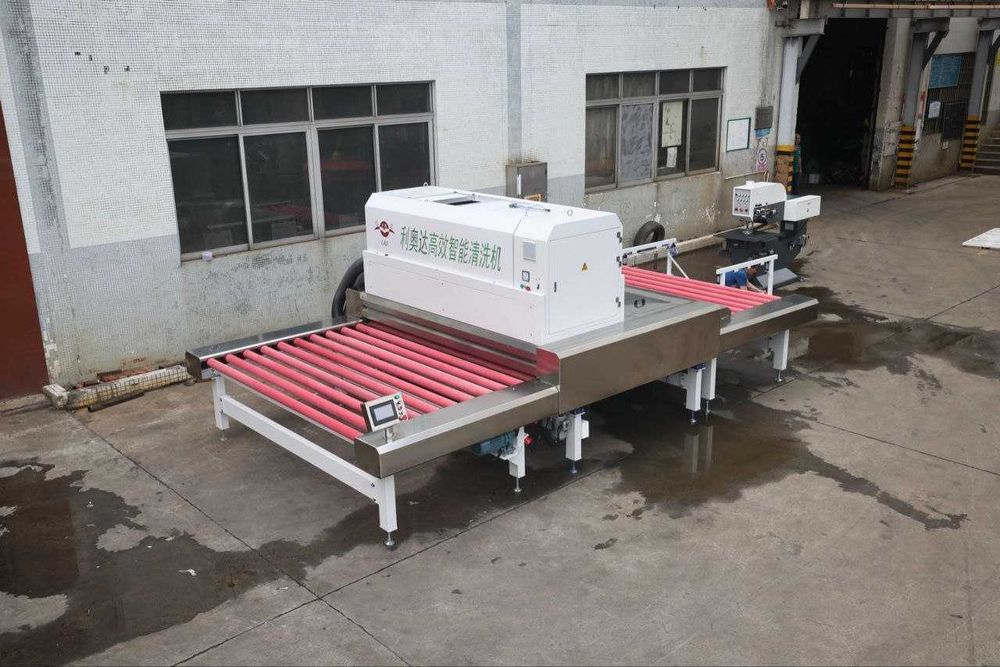 Продаётся новое оборудование по стеклу