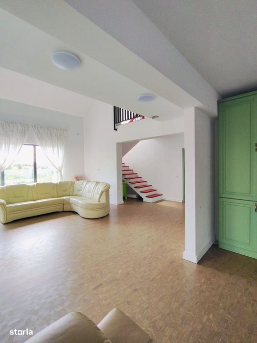 Proprietar - Casă P+1E;+1 Lot Teren Cu Utilități - Roman, Negociabil