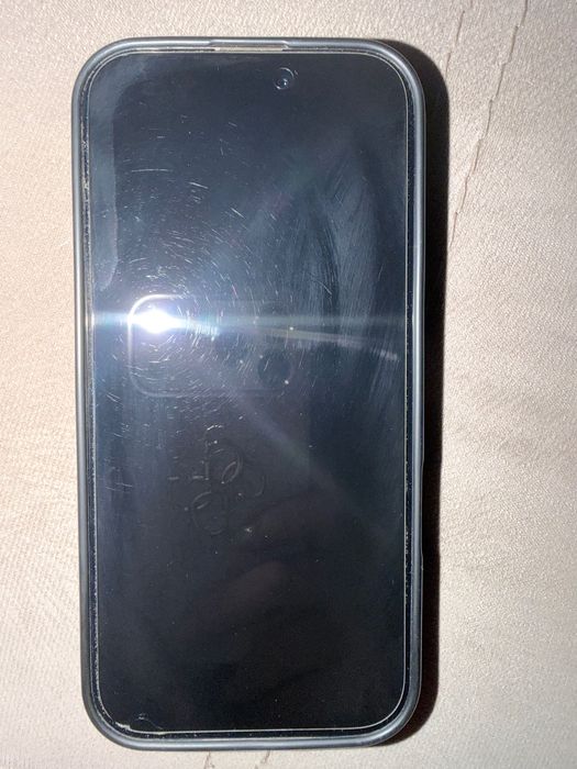 Продавам iPhone 16 Pro Gold – 128 GB