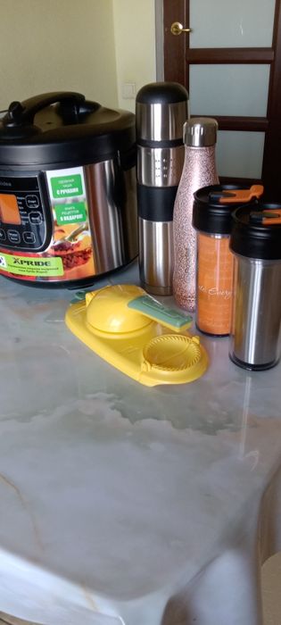 Термосы, термокружки