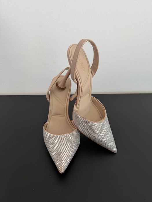 Pantofi cu toc aldo marimea 36