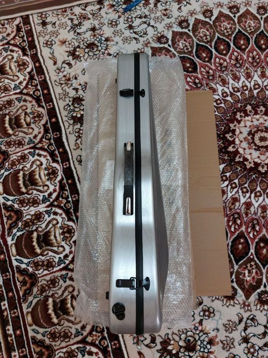 4/4 skripka keyslari