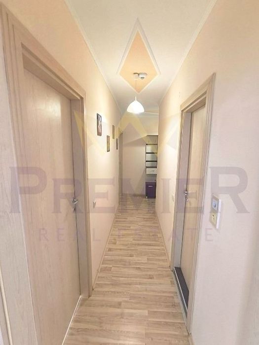 Продава се Тристаен апартамент в Варна, ХЕИ - 110 кв.м за 1321 €/кв.м - Снимка #9