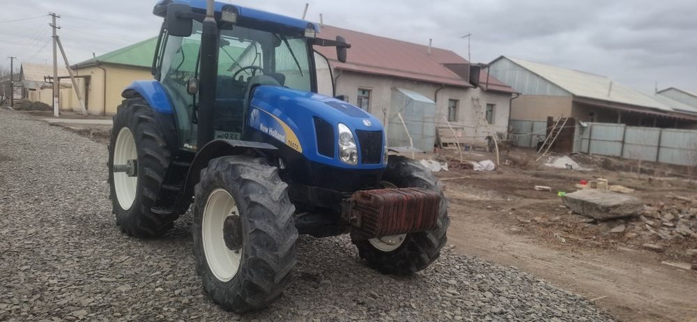 New Holland 6070